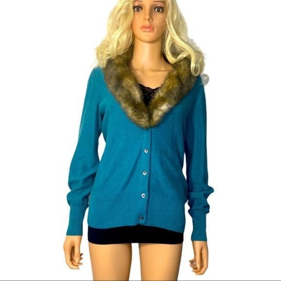 CAbi Tearoom Cardigan w/faux fur collar removable Medium Teal Green EUC - Picture 2 of 14